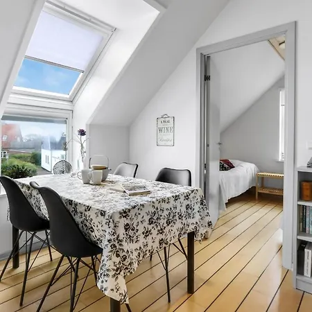 Gorgeous In With Kitchen *
